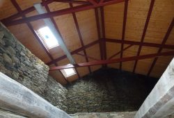 Casa de piedra, Esperante