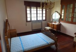 Chalet de 5 dormitorios, Ctra. Vieja de Santiago – Piugos