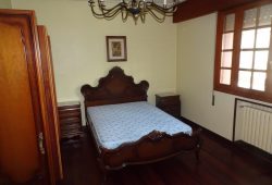 Chalet de 5 dormitorios, Ctra. Vieja de Santiago – Piugos