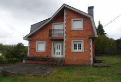 Chalet de 5 dormitorios, Ombreiro