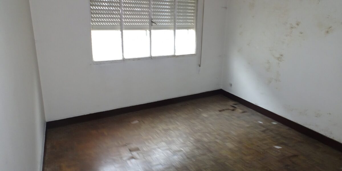 Piso de 3 dormitorios, Camiño Real