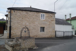 Casa de piedra, Santalla de Devesa