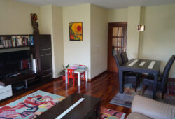 Piso de 3 dormitorios, Calzada das Gándaras
