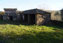 Casa de piedra, Lousadela