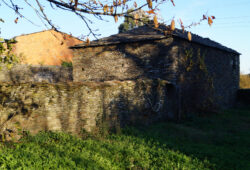 Casa de piedra, Lousadela