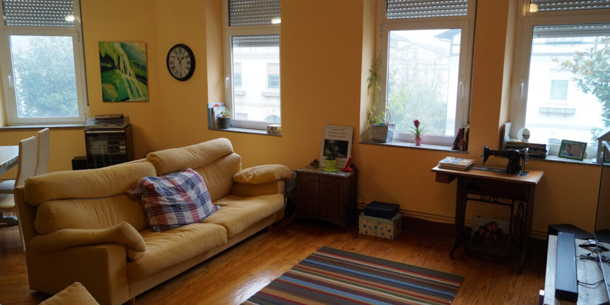 Piso de 3/4 dormitorios, Calle Pontevedra