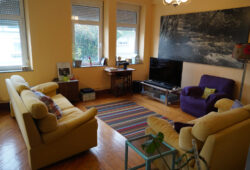 Piso de 3/4 dormitorios, Calle Pontevedra