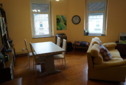 Piso de 3/4 dormitorios, Calle Pontevedra