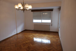 Piso de 3/4 dormitorios, Ronda de Valle Inclán