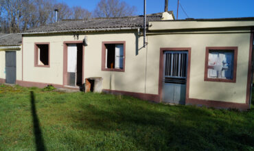 Casa de 2/3 dormitorios, O Corgo