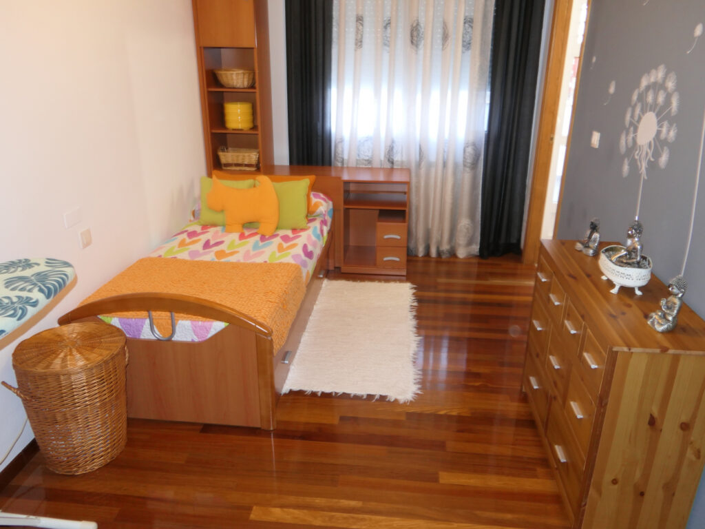 Dúplex de 4 dormitorios, Calle Lavandeira