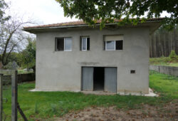 Chalet individual de 4 dormitorios, Martúl – Outeiro de Rei