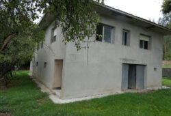 Chalet individual de 4 dormitorios, Martúl – Outeiro de Rei