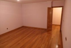 Chalet de 5 dormitorios, Esperante
