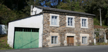 Casa de piedra de 3 dormitorios, Fervedoira