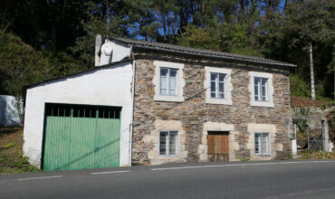 Casa de piedra de 3 dormitorios, Fervedoira