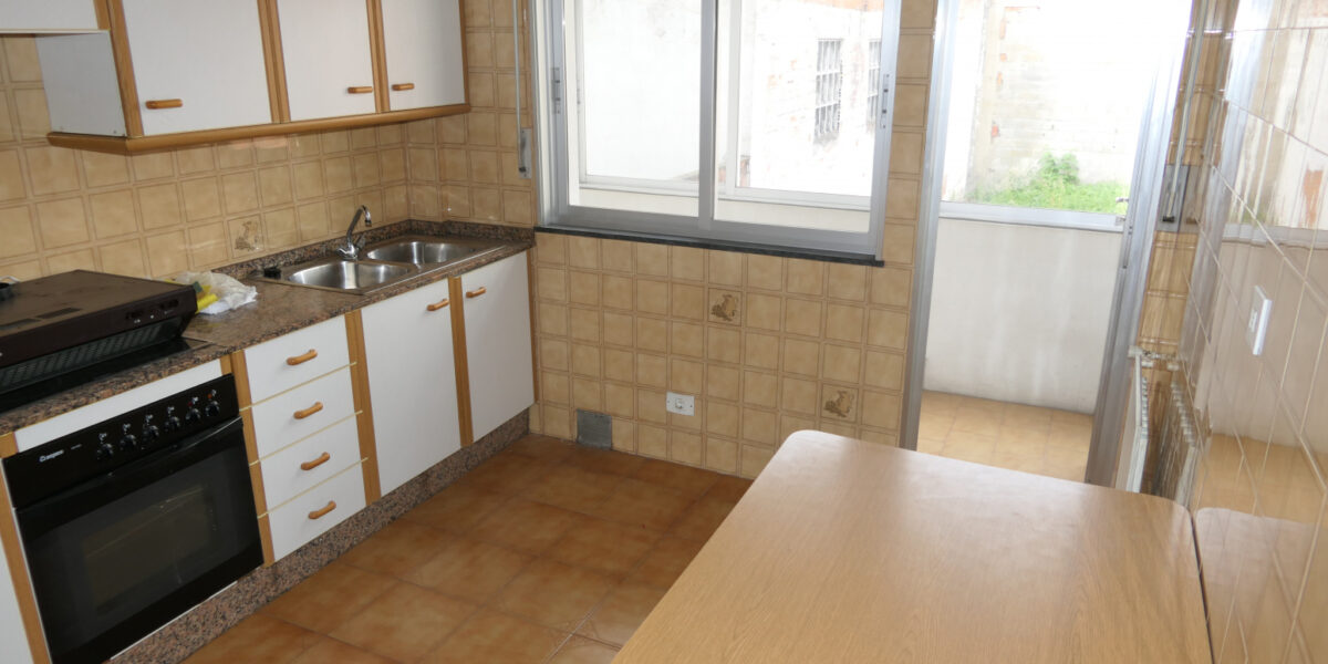 Piso de 4 dormitorios, Rúa Concello