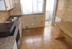 Piso de 4 dormitorios, Rúa Concello