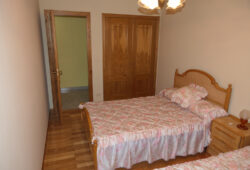 Piso de 4 dormitorios, Piringalla