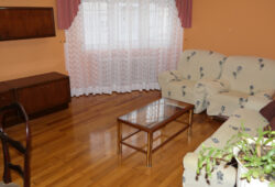 Piso de 4 dormitorios, Piringalla