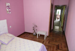 Piso de 3 dormitorios,  Rúa  Monte Faro