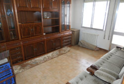 Piso de 4 dormitorios, Río Navia