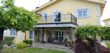 Chalet de 4 dormitorios, Os Alargos