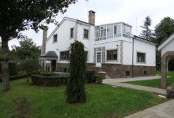 Chalet de 4/5 dormitorios, A Tolda-Meilán