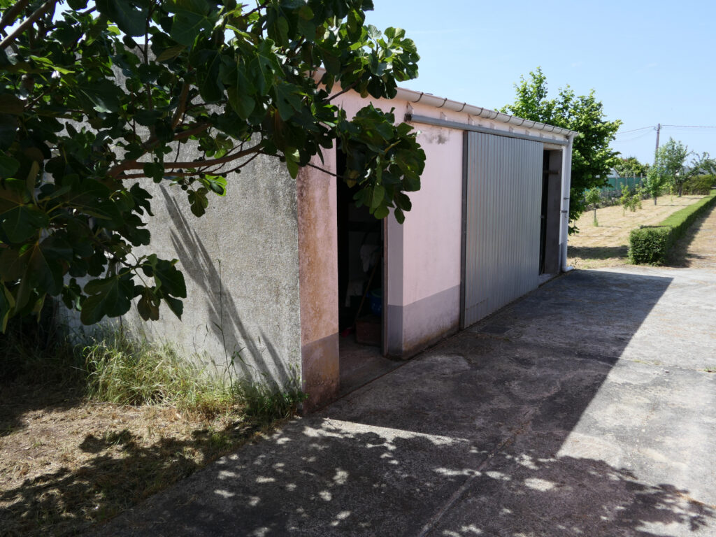 Casa de 2 dormitorios, Os Alargos –  San Martín de Guillar