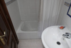 Casa pareada de 2 dormitorios, Becerreá