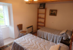 Casa pareada de 2 dormitorios, Becerreá