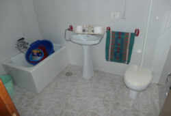 Casa pareada de 2 dormitorios, Becerreá