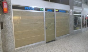 Local comercial con entresuelo, Camiño Real