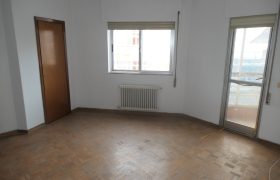 Piso de 2/3 dormitorios, Evaristo Correa Calderón