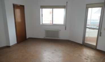 Piso de 2/3 dormitorios, Evaristo Correa Calderón