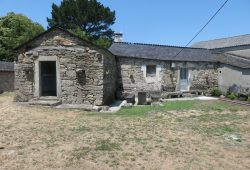 Casa de piedra pareada, Santa Locadia-Parga