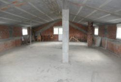 Chalet de 4 dormitorios, Currás-Friol