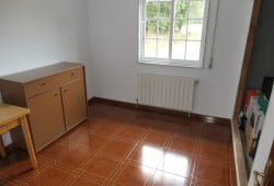 Chalet de 4 dormitorios, Currás-Friol