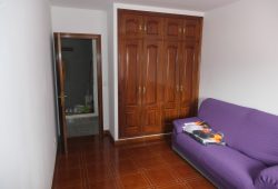 Chalet de 4 dormitorios, Currás-Friol