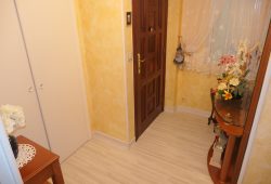 Piso de 3 dormitorios, Calle Cornubia