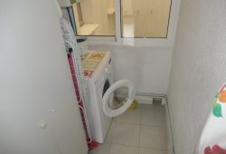 Piso de 3 dormitorios, Calle Cornubia