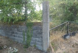 Casa de piedra con parcela edificable, A Revolta – Castroverde