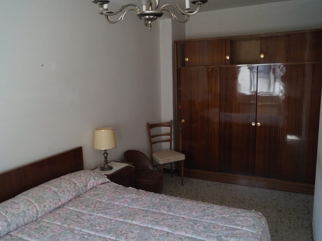 Casa pareada de 8/9 dormitorios, Guitiriz Casa pareada de 8/9 dormitorios, Guitiriz