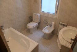 Piso de 4 dormitorios, Calle Milagrosa