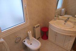 Piso de 4 dormitorios, Calle Milagrosa