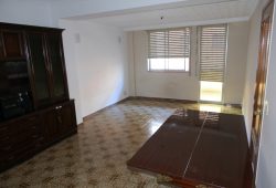 Piso de 4 dormitorios, Río Navia