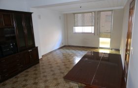 Piso de 4 dormitorios, Río Navia