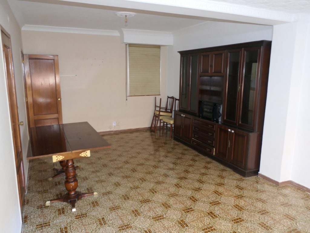 Piso de 4 dormitorios, Río Navia