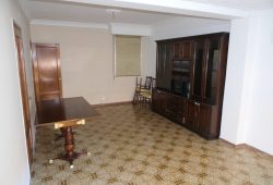 Piso de 4 dormitorios, Río Navia