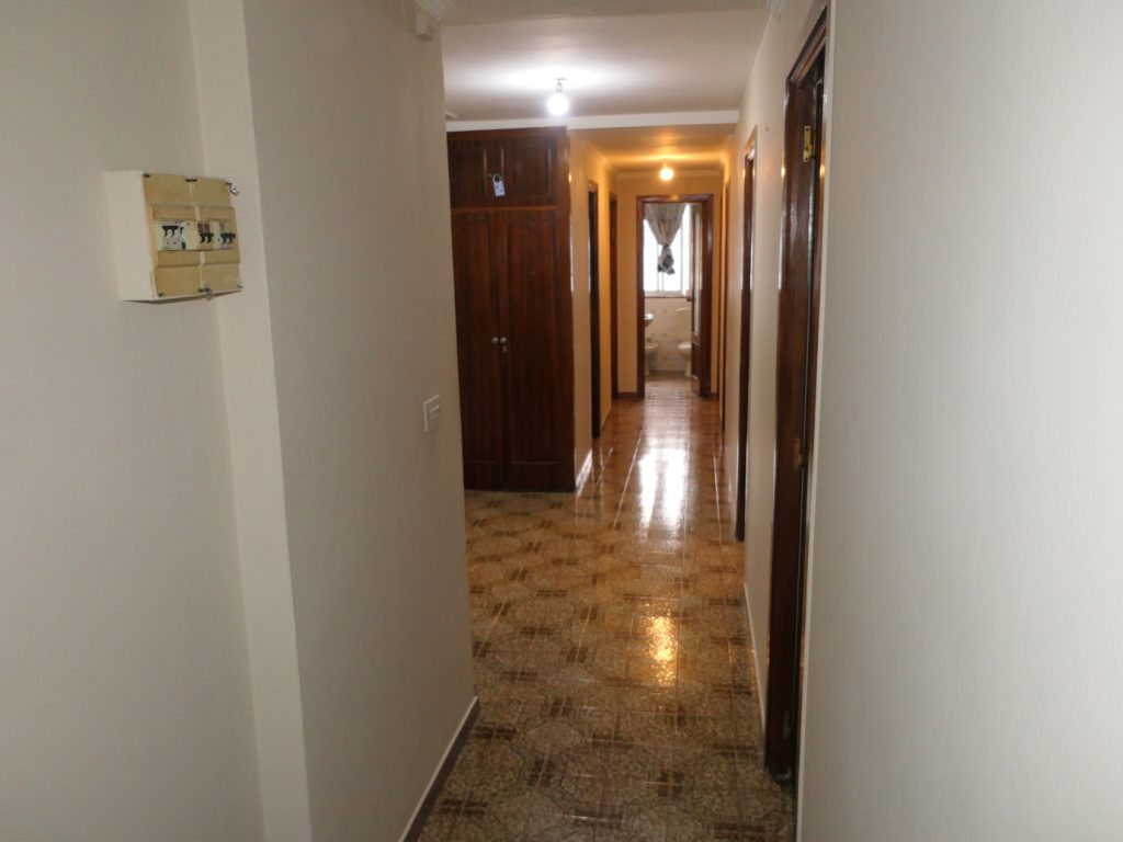 Piso de 4 dormitorios, Río Navia